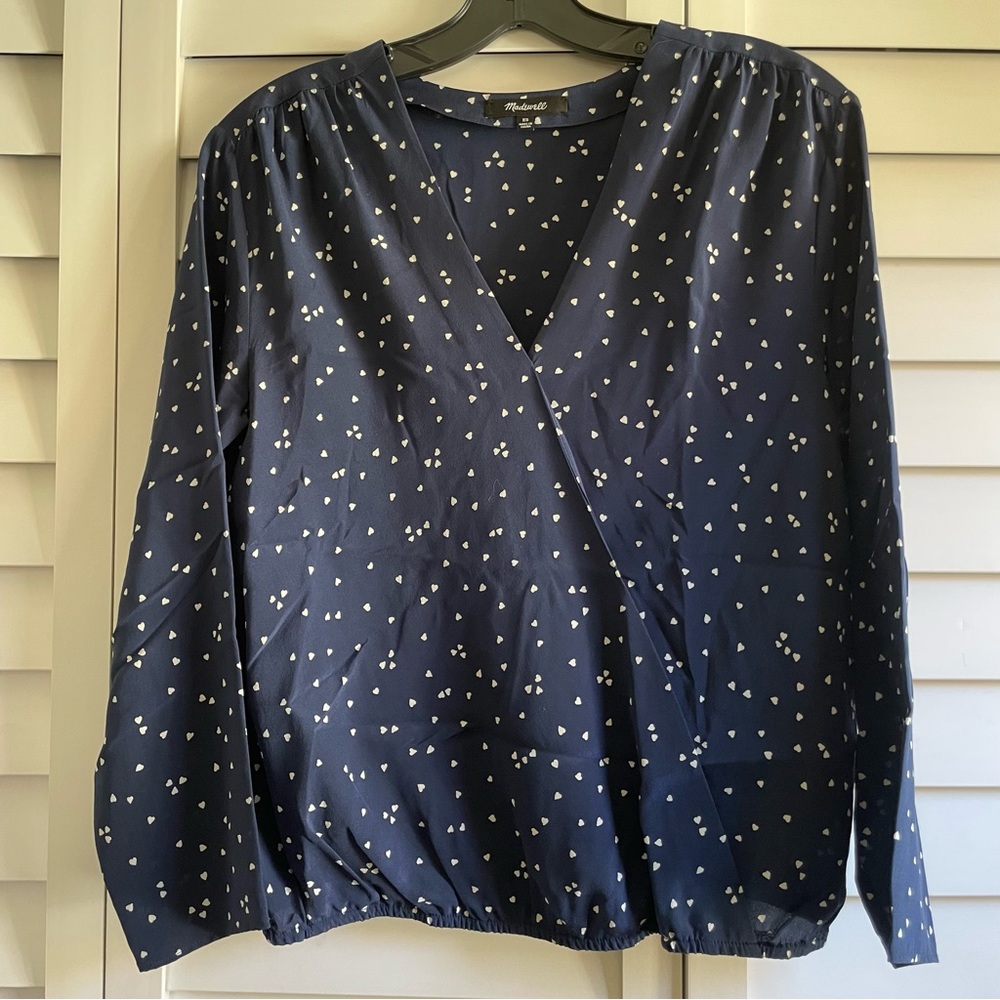 Madewell silk faux wrap heart printed blouse navy and white XS EUC